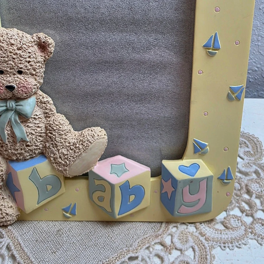 Fetco Teddy Bear Resin Baby Picture Frame 4x6 Yellow Nautical Sailboat 3D 506346